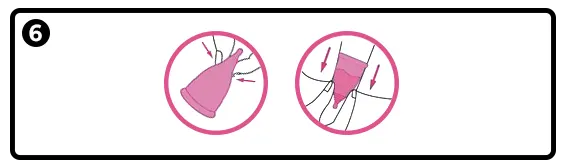 Paso 6 Extrae tu copa menstrual